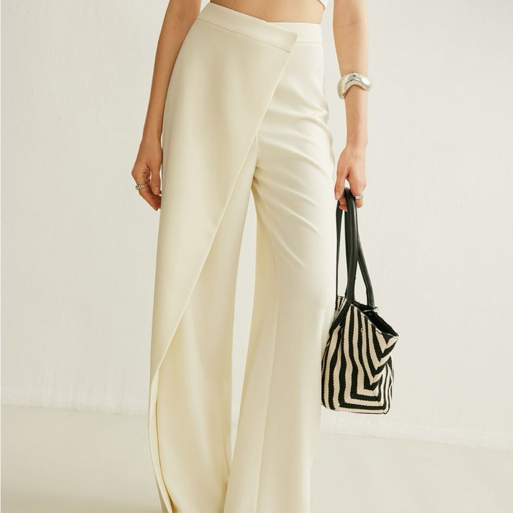 Commense Asymmetrical High Waist Pants
